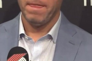 開拓者總裁此前：選中小楊后運(yùn)營(yíng)數(shù)據(jù)暴漲，一直在和火箭高管交流