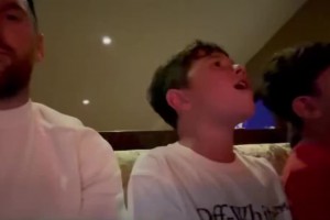 帶娃看演唱會(huì)的梅西??