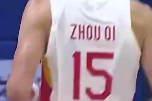 杜鋒曾在綜藝上怒噴球員：累了！誰不累！40秒3個(gè)來回堅(jiān)持不了