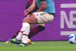 眾星閃耀！AC米蘭球員的標(biāo)志性技術(shù)時(shí)刻！誰(shuí)是你最愛(ài)的米蘭球員？