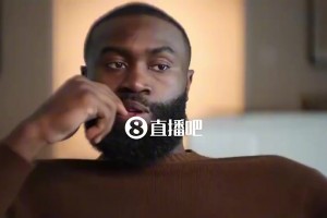 杰拉德曾對(duì)薩拉赫說(shuō)：我兒子最愛(ài)你，我在他心里只能排第二??