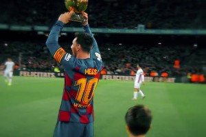 意義重大！六年前的今天，梅西在諾坎普領(lǐng)取第六座金球獎(jiǎng)