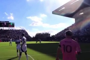 國外博主：看出球視角，裁判毀了梅西復(fù)制對陣荷蘭的神級助攻