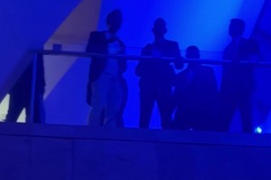 一些球迷闖入了梅西下榻的酒店，賽事方不得不進(jìn)行勸說！