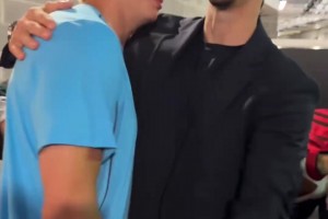 在伊布面前，哈蘭德就像個害羞的小迷弟??